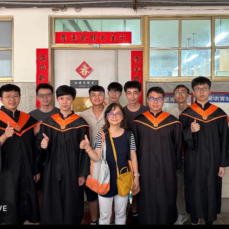 驚濤駭浪後的重生：深愛台大機械系四十年的馬劍清老師  馬師母