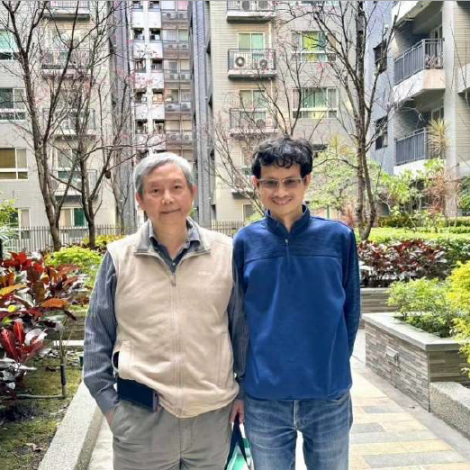 莊國志和馬老師的合照